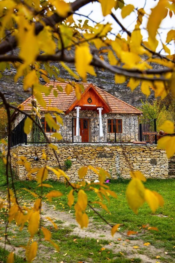 Casa Agricultorului Varzari Butuceny Exterior foto